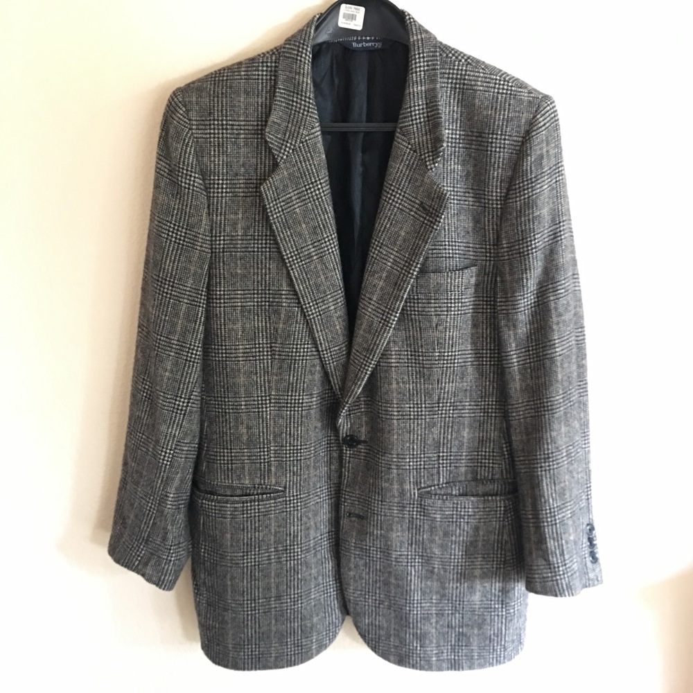 Burberrys’  100% Camel hair sports coat 38S